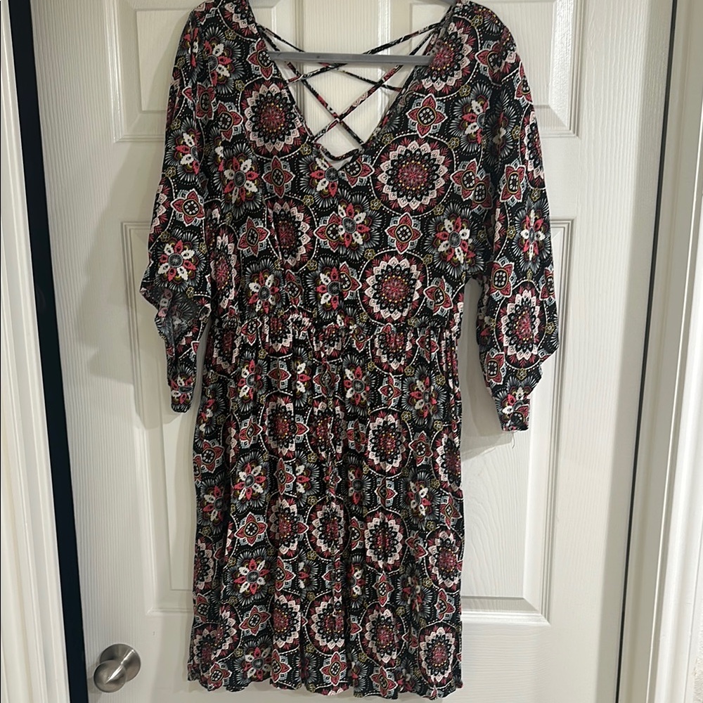 Torrid colorful paisley boho dress with 3/4 Bishop Sleeves and V-neck